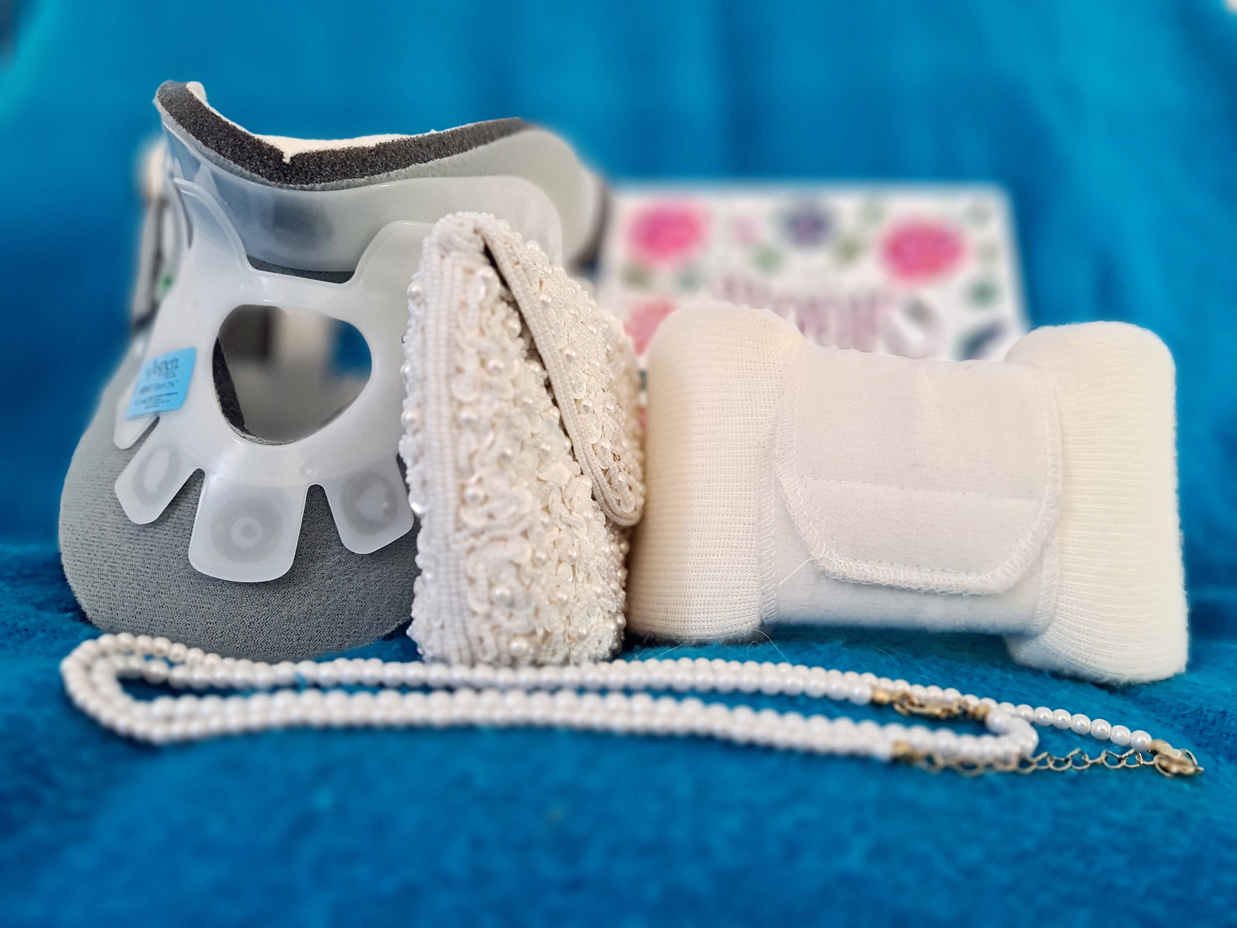 Neck Braces Vintage Glam