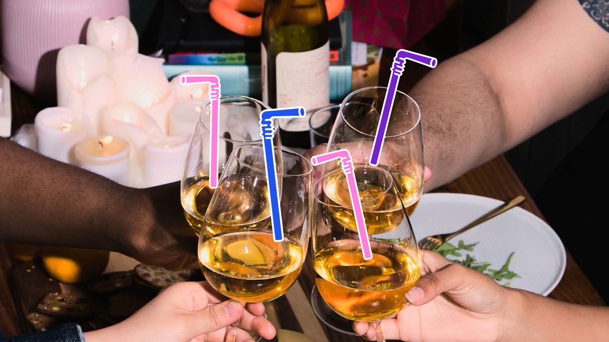 Wine glasses with graphics of straws inside